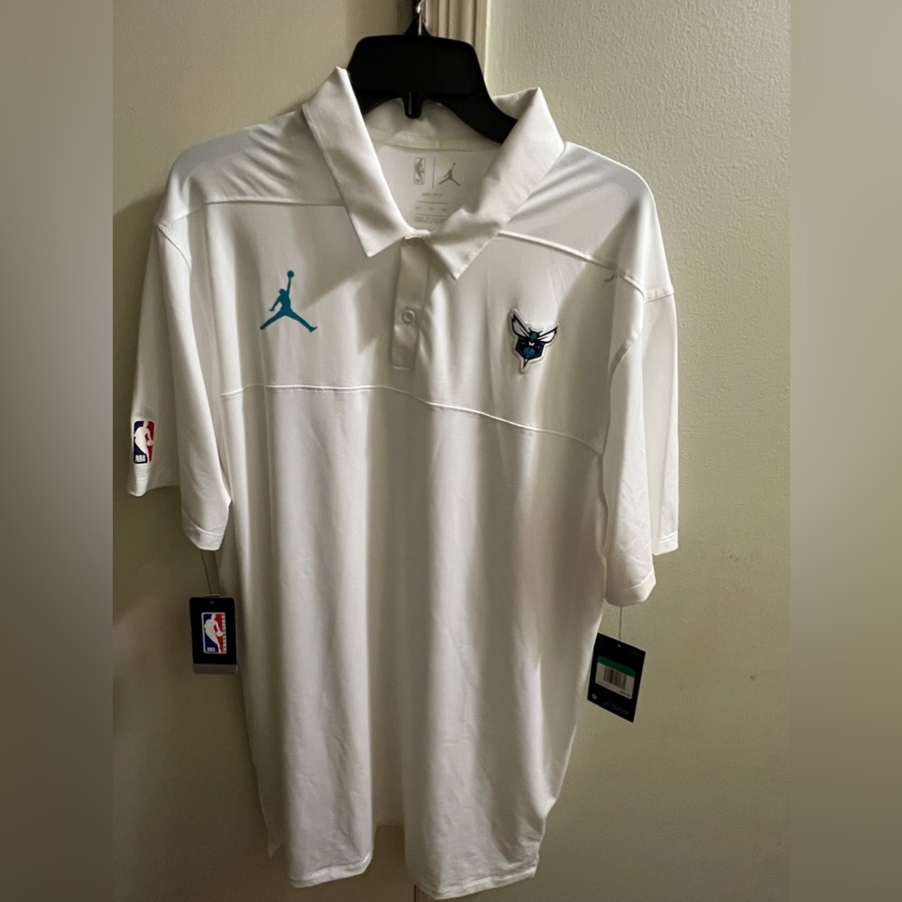 NWT NBA Charlotte Hornets XLT